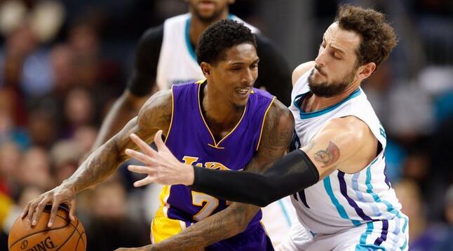 对对方防线 对对方防线